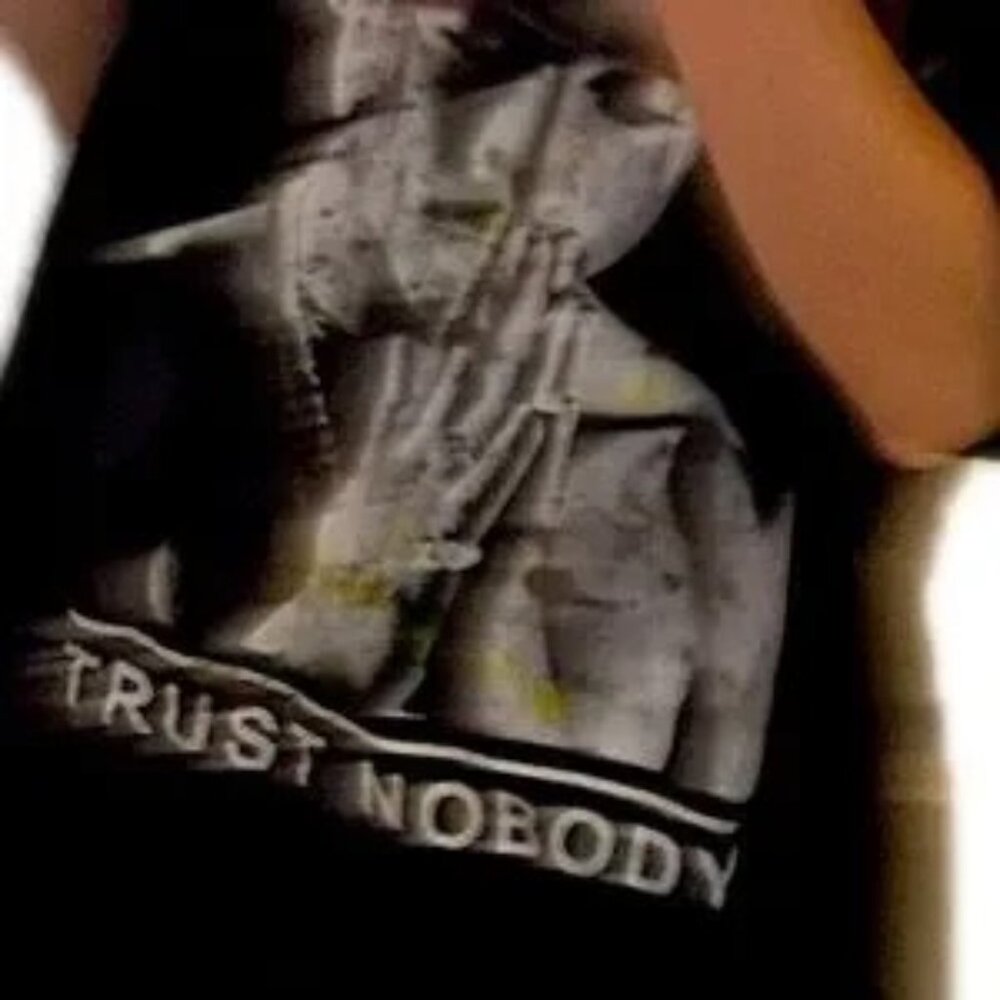 A vintage "Trust Nobody" tour tee from 2Pac (Tupac Shakur), XL MINI DRESS CUTE - Picture 9 of 12